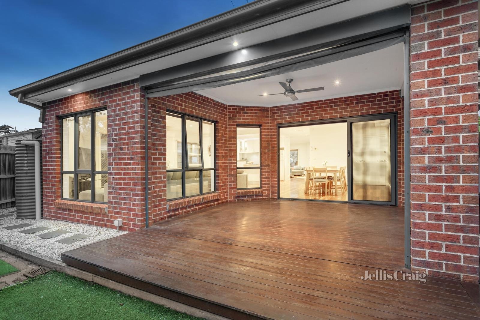 1/4 Parsons Street, Clayton South image 12