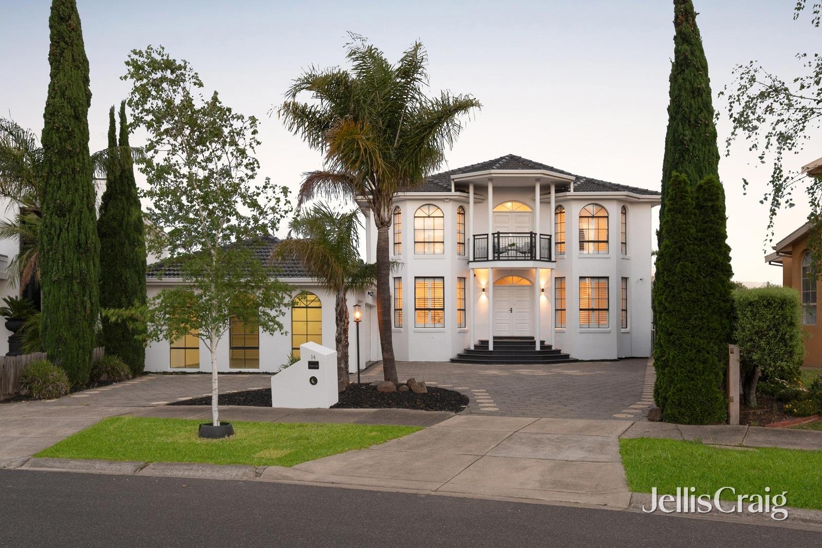 14 Peerless Court, Avondale&nbsp;Heights image 1