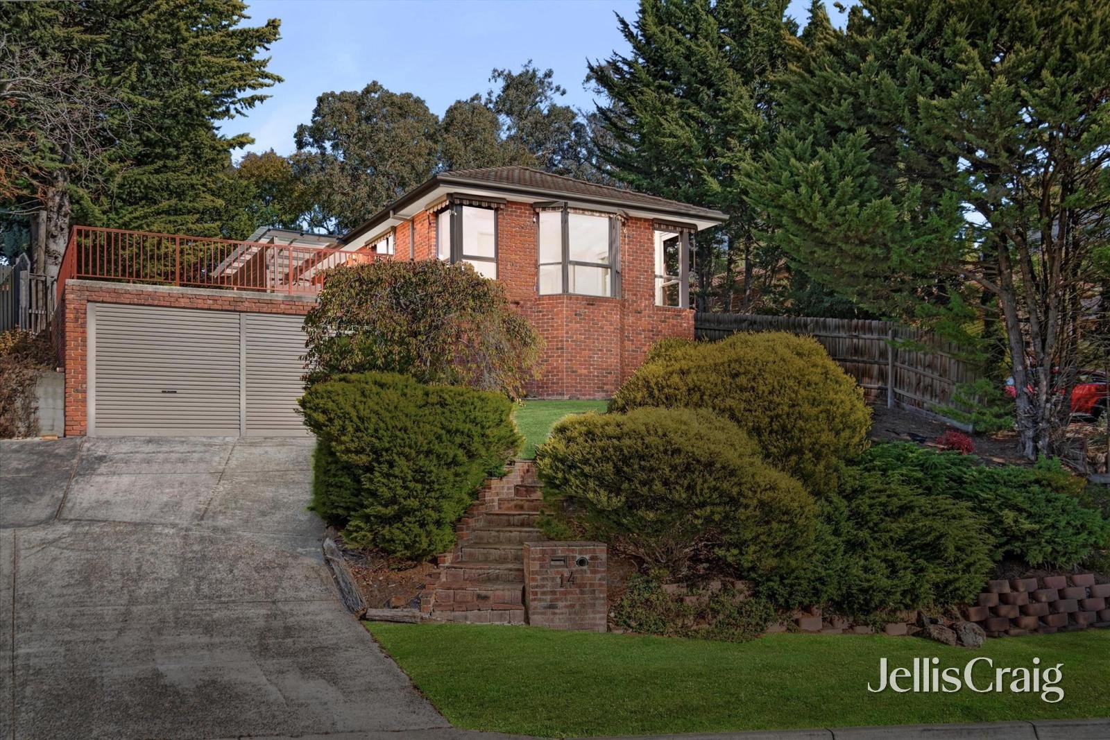 14 Penshurst Place, Warranwood image 1