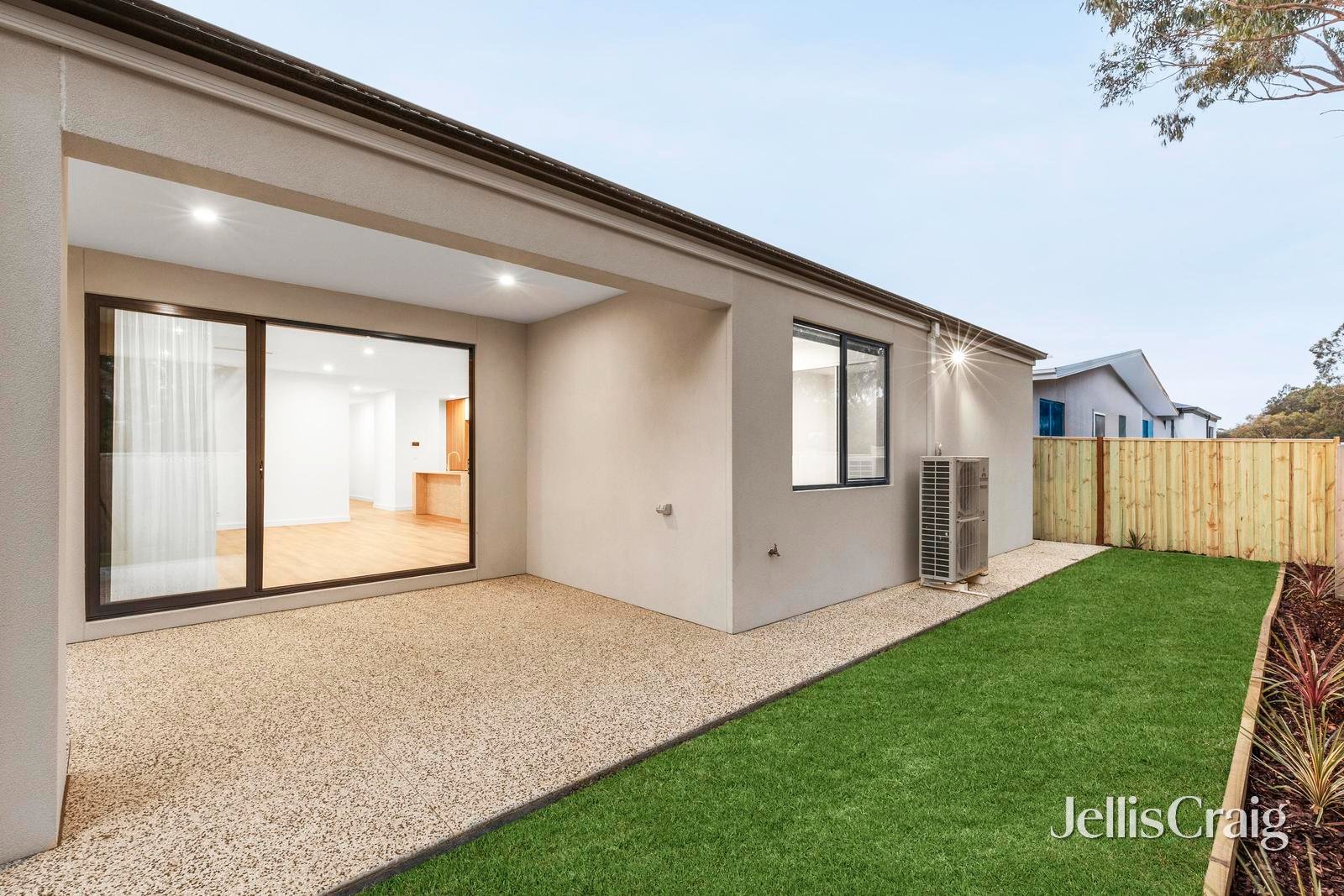 14 Perez Circuit, Leopold image 11