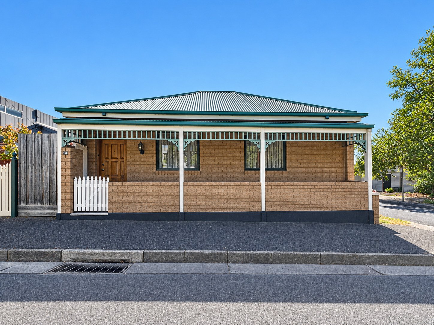 14 Pescott Street, Newtown image 1