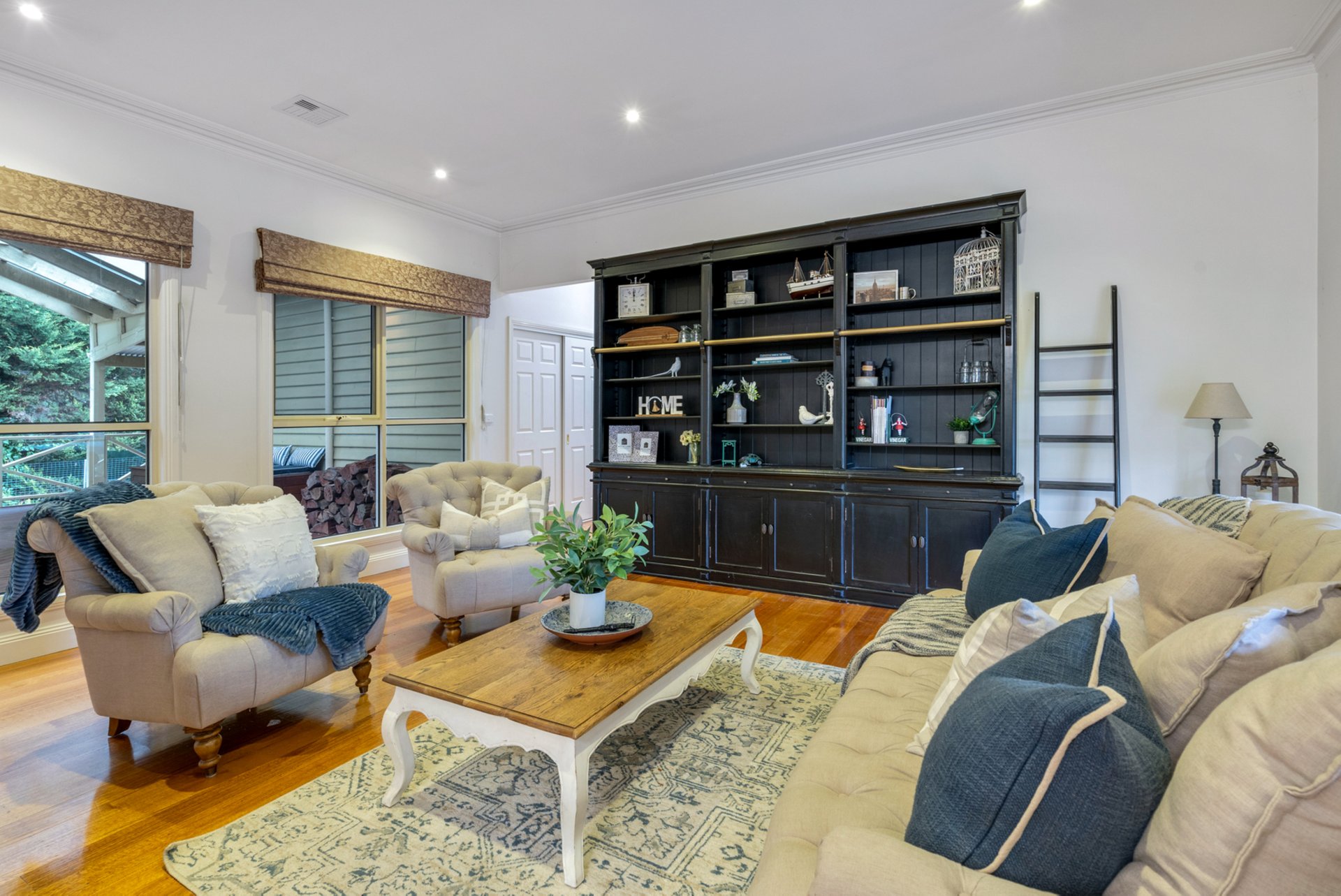 Property Gallery Thumbnail 9