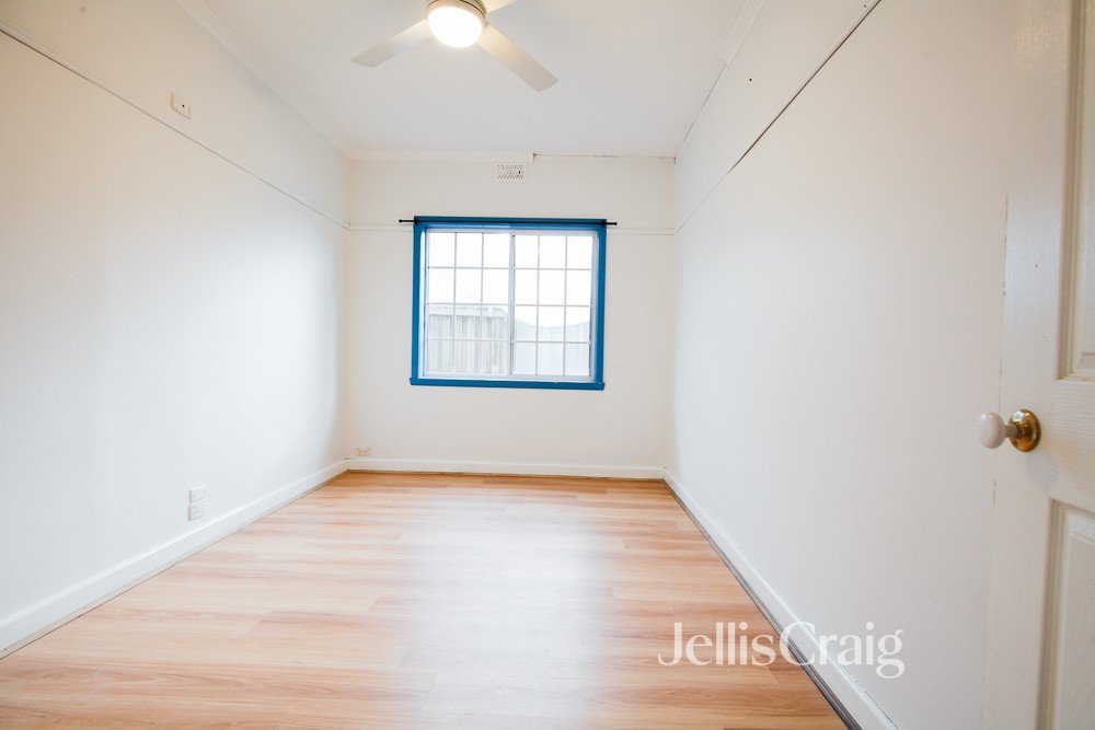 14 Railway Parade, Newport image 4