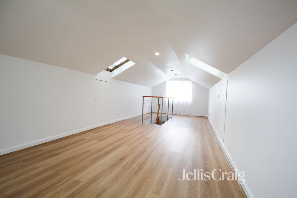 14 Railway Parade, Newport image 9