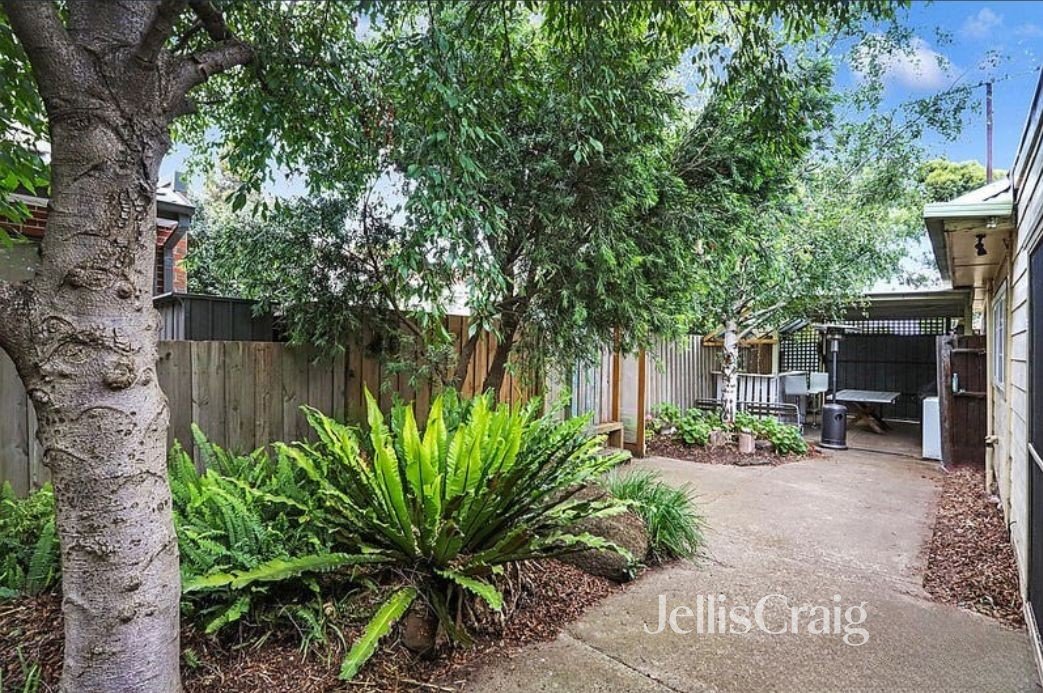 14 Railway Parade, Newport image 12