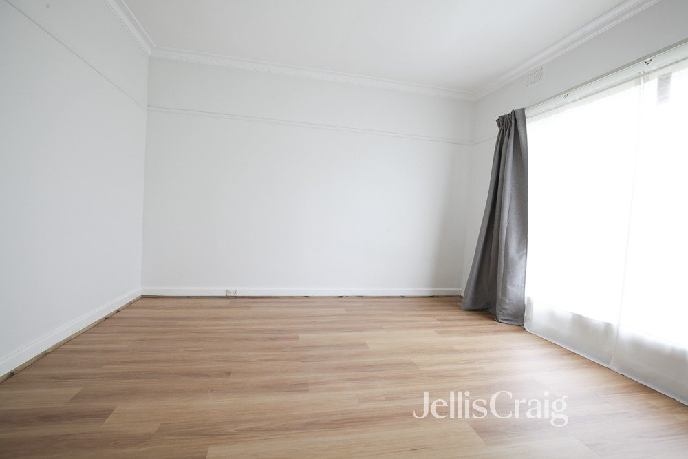 14 Railway Parade, Newport image 6