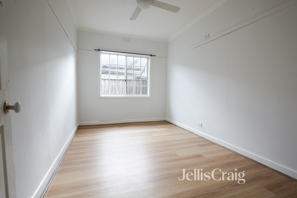 14 Railway Parade, Newport image 6