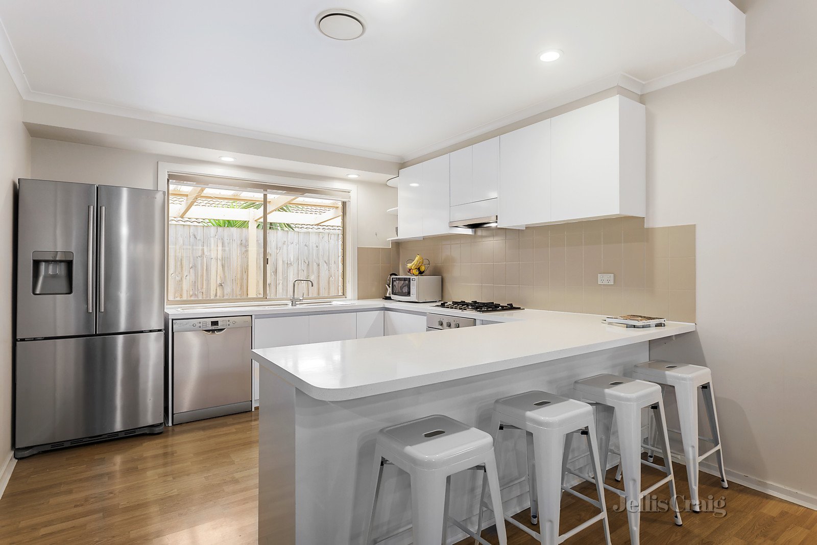 14 Rendcomb Street, Kilsyth South image 3