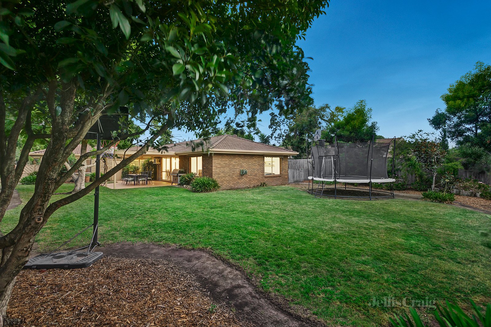 14 Rendcomb Street, Kilsyth South image 10