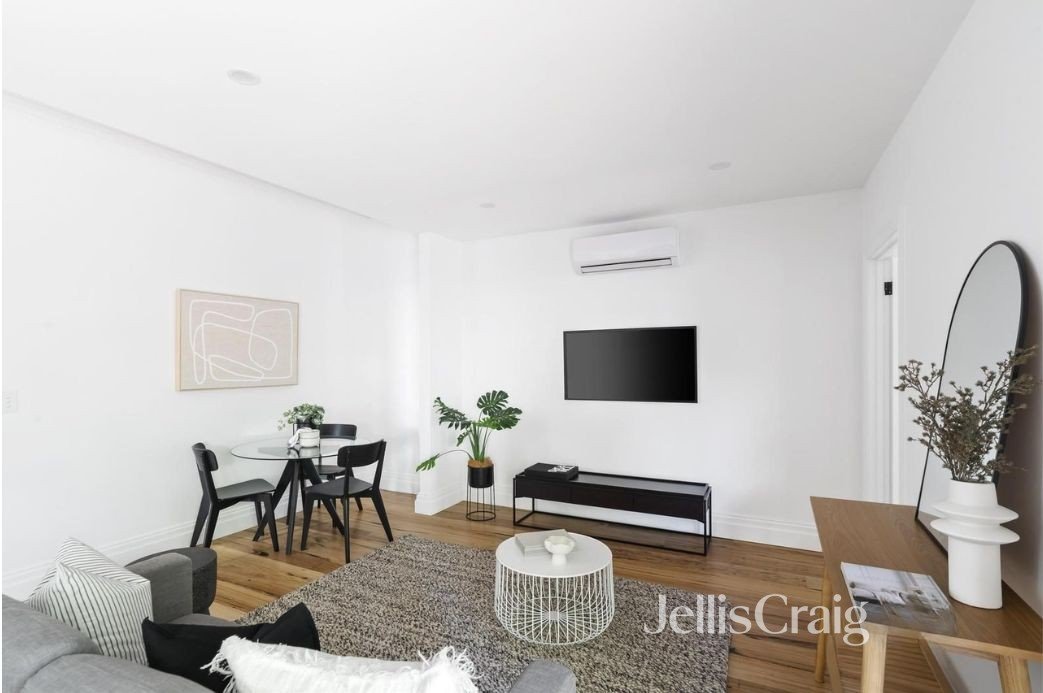 14 Rennie Street, Williamstown image 2