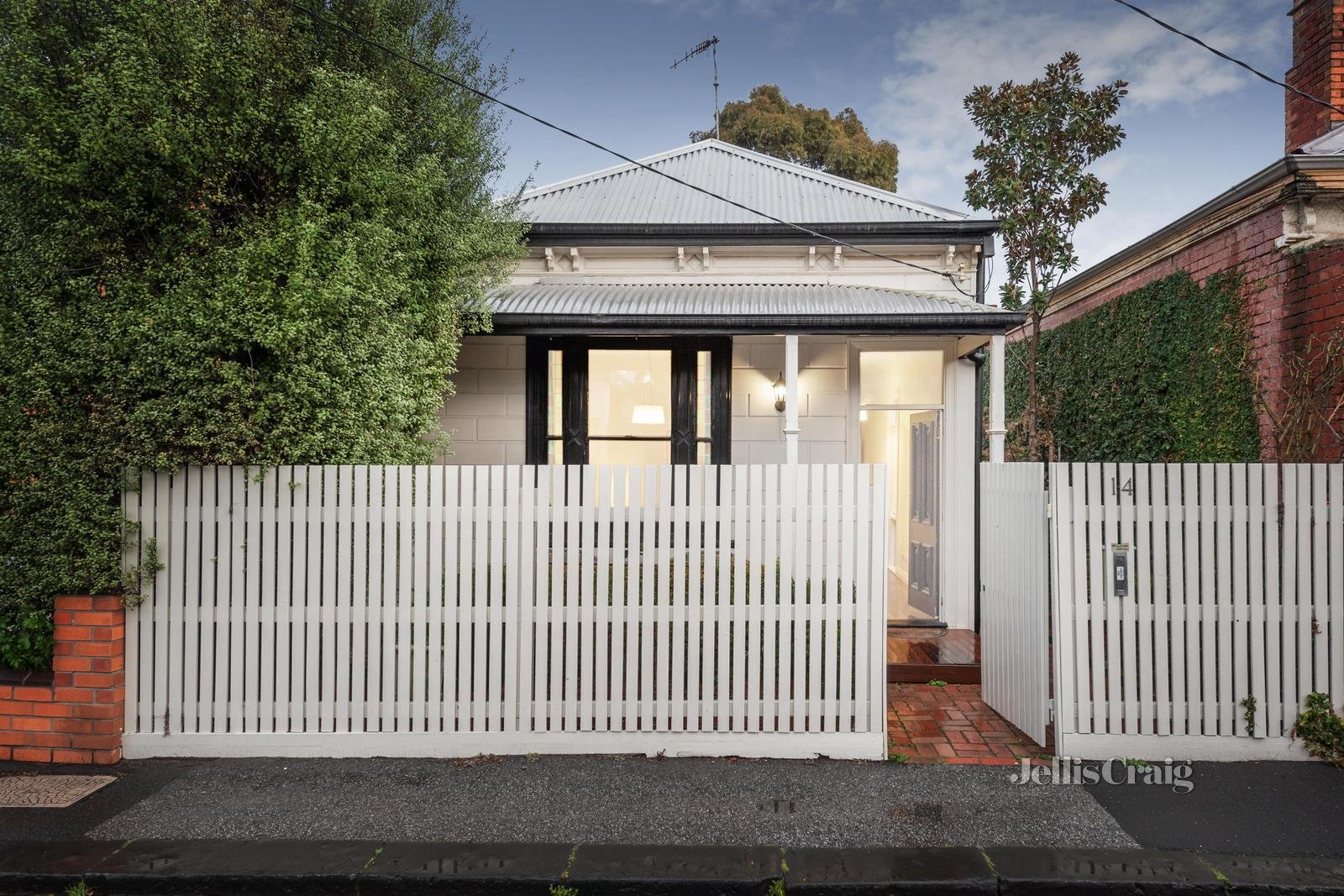 14 Richmond Terrace, Richmond image 1