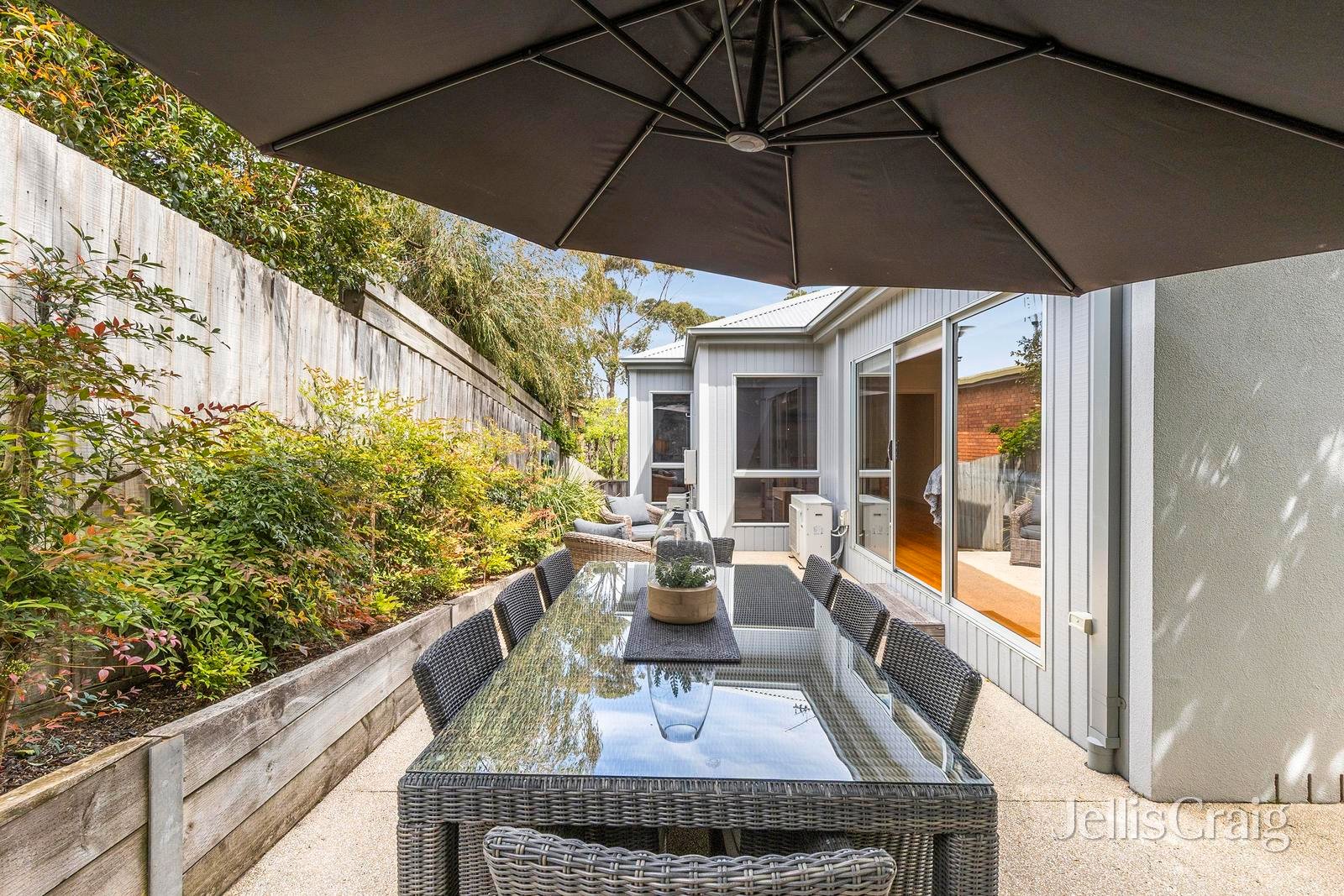 1/4 Riviera Crescent, Ocean Grove image 3