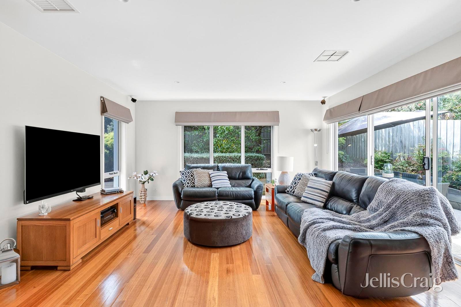 1/4 Riviera Crescent, Ocean Grove image 6