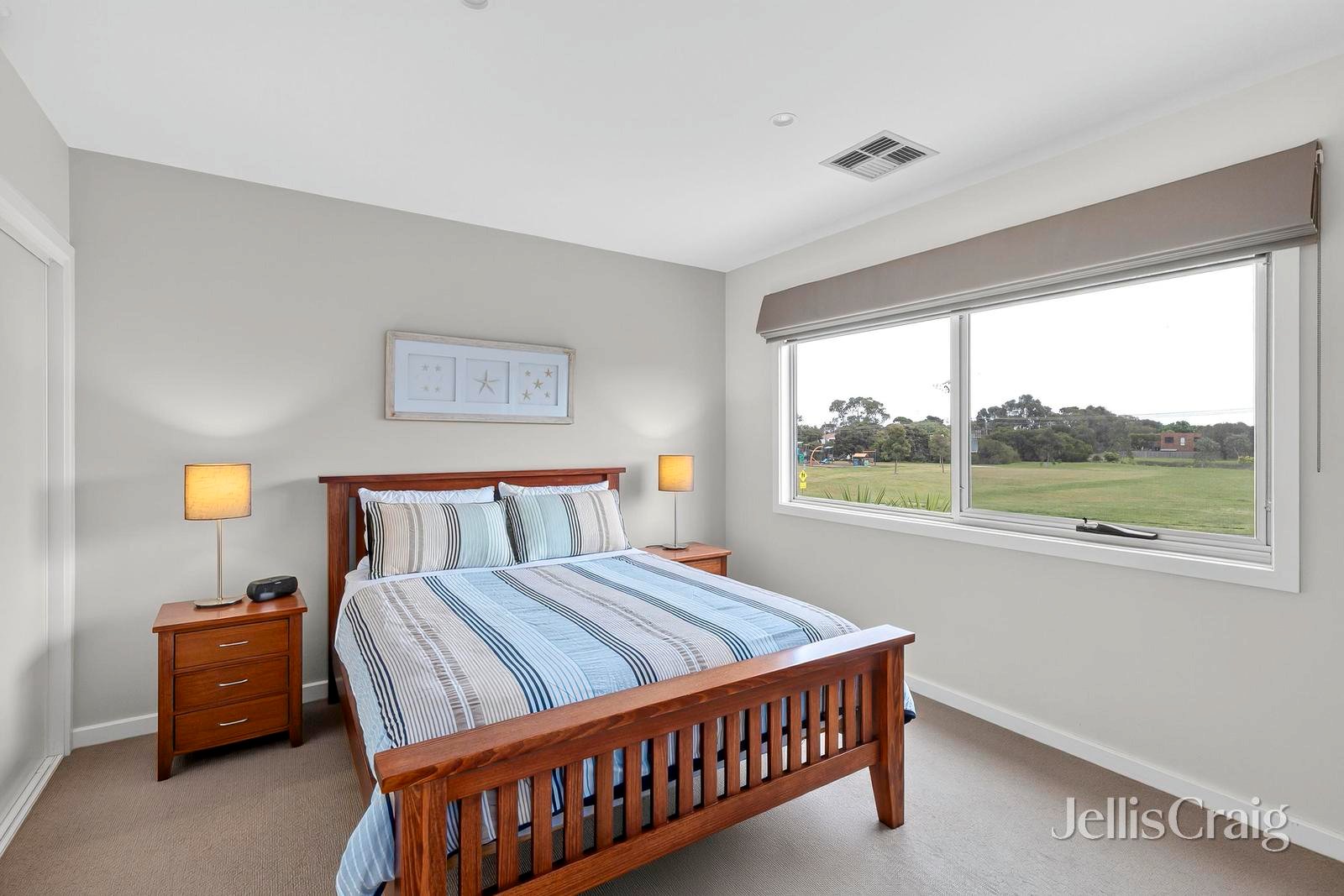 1/4 Riviera Crescent, Ocean Grove image 8