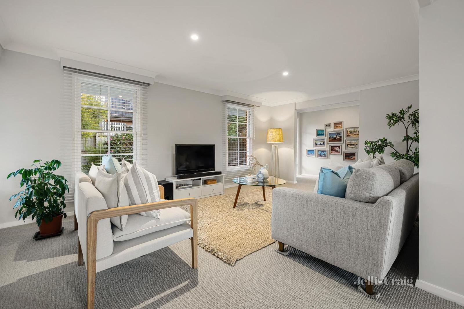 14 Roborough Avenue, Mount Eliza image 7
