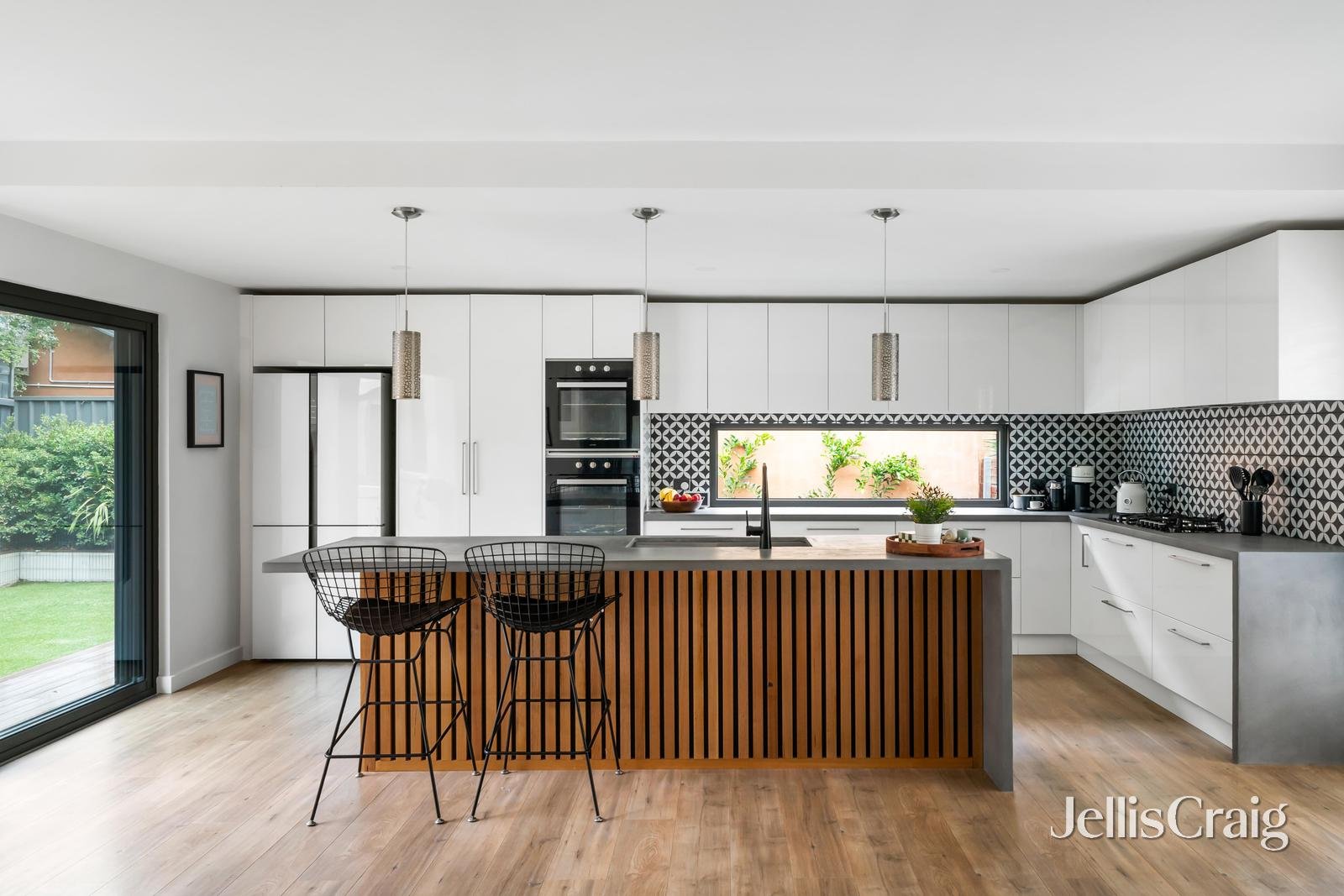 14 Rockliffe Street, Eltham image 2