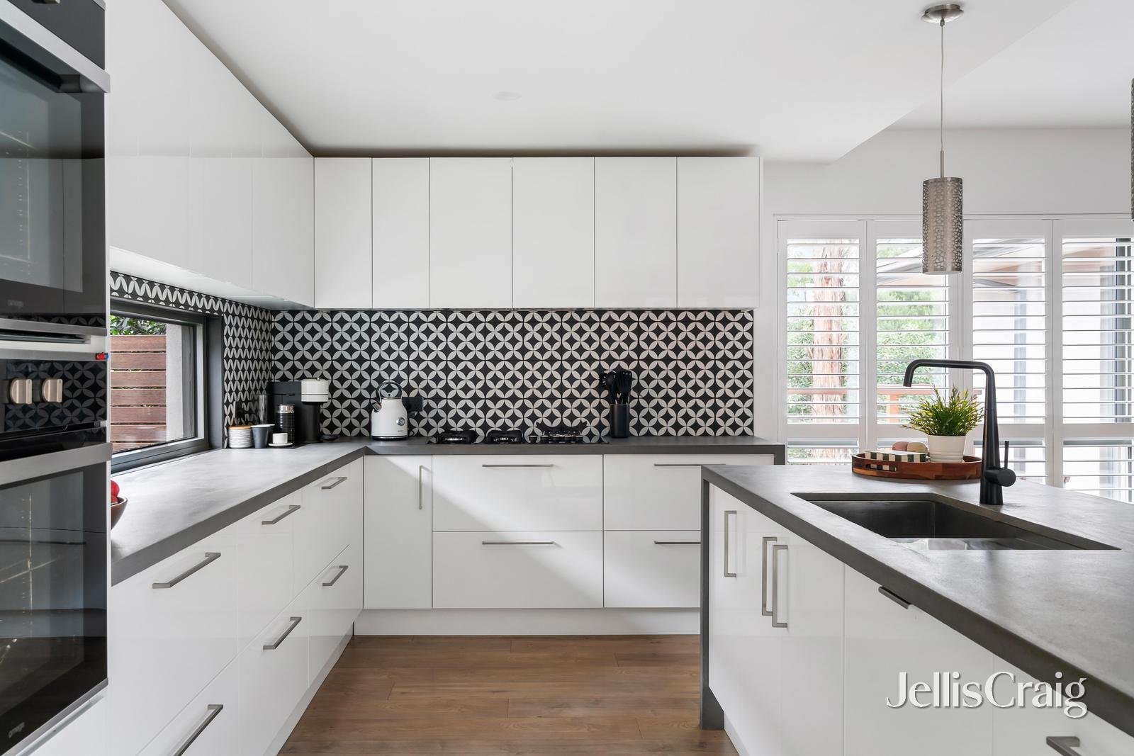 14 Rockliffe Street, Eltham image 3