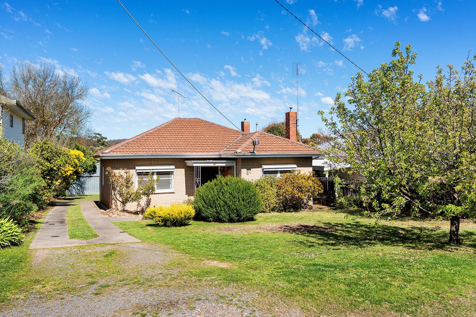 14 Roderick Street, Castlemaine image 1