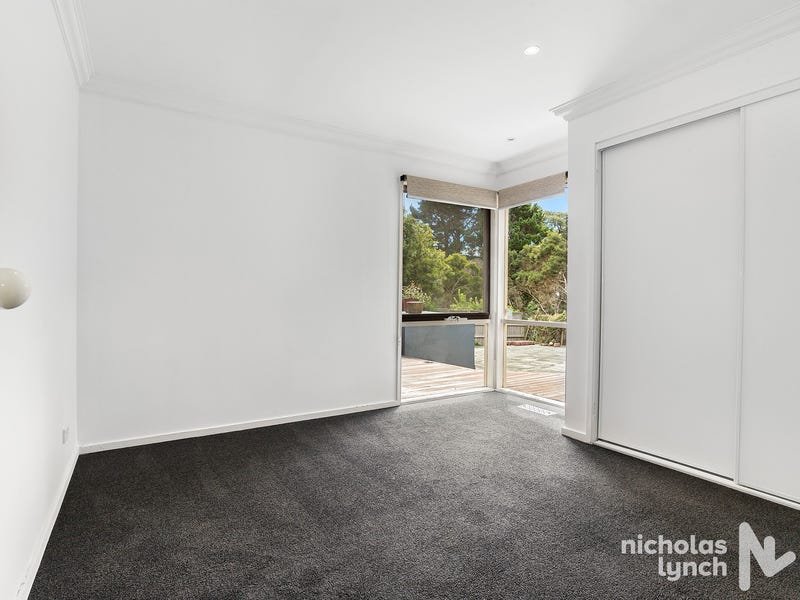 Property Gallery Thumbnail 8