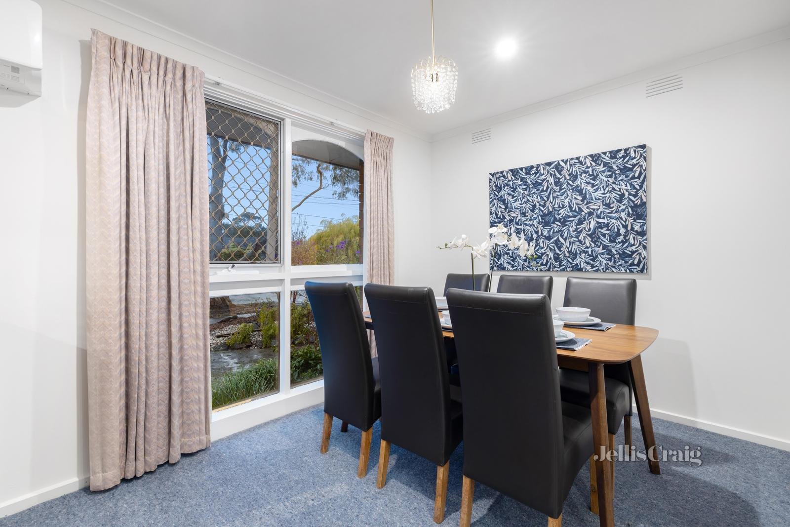 14 Ross Street, Ferntree Gully image 6
