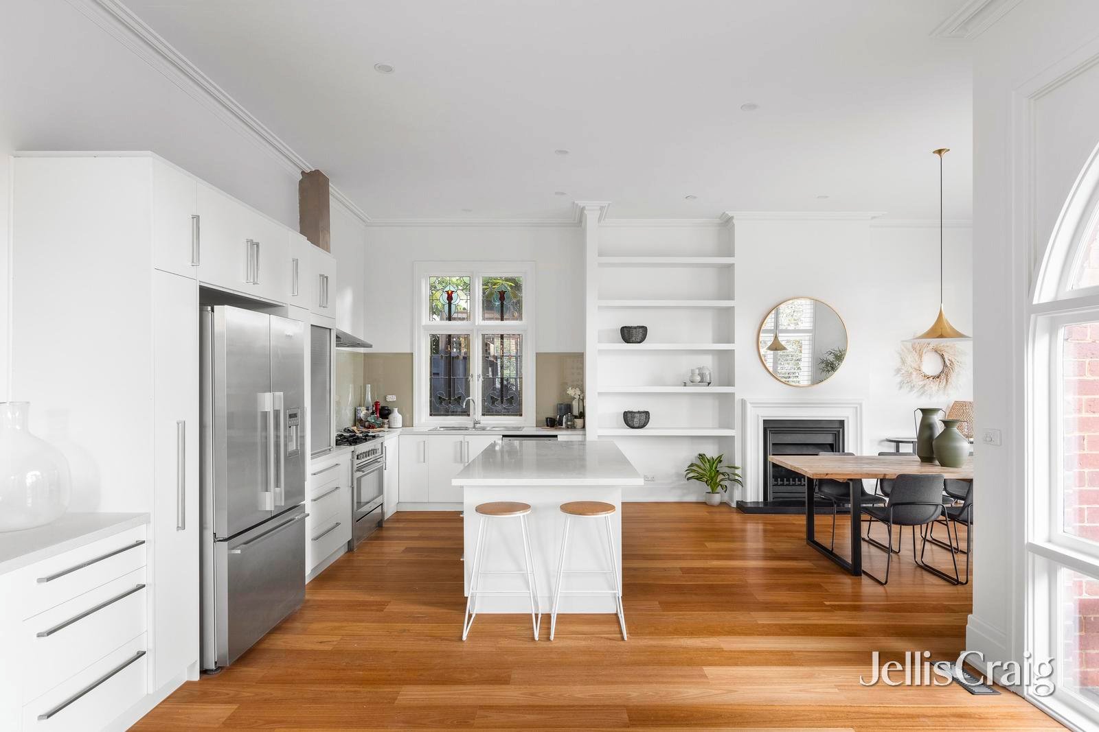 14 Ryeburne Avenue, Hawthorn East image 3