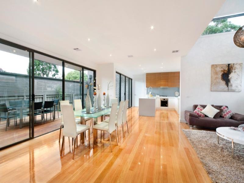 1/4 Saxton Street, Box Hill North image 3