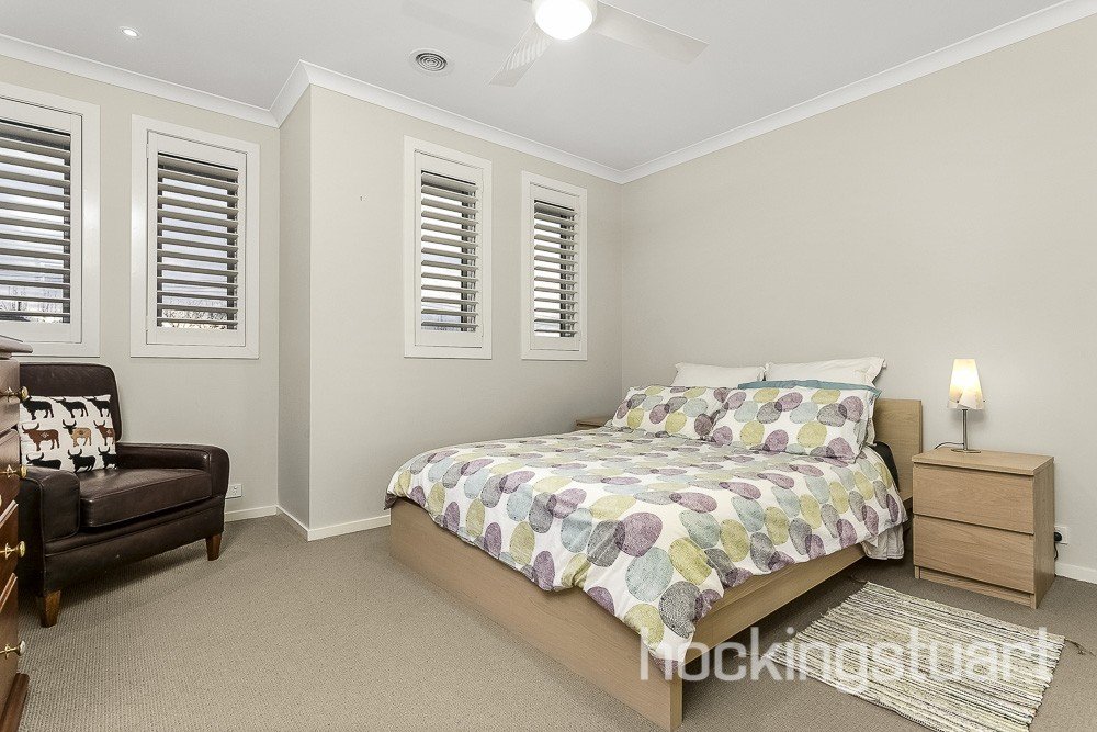 14 Scheele Street, Surrey Hills image 8