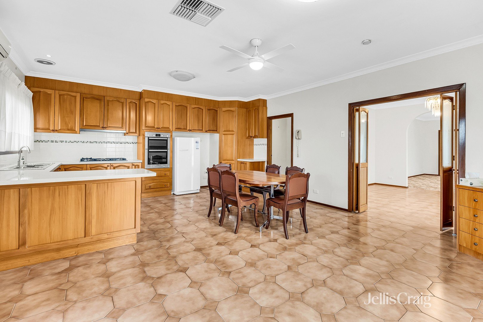 14 Shackell Street, Coburg image 8