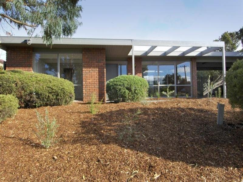 14 Sheringa Crescent, Grovedale image 2