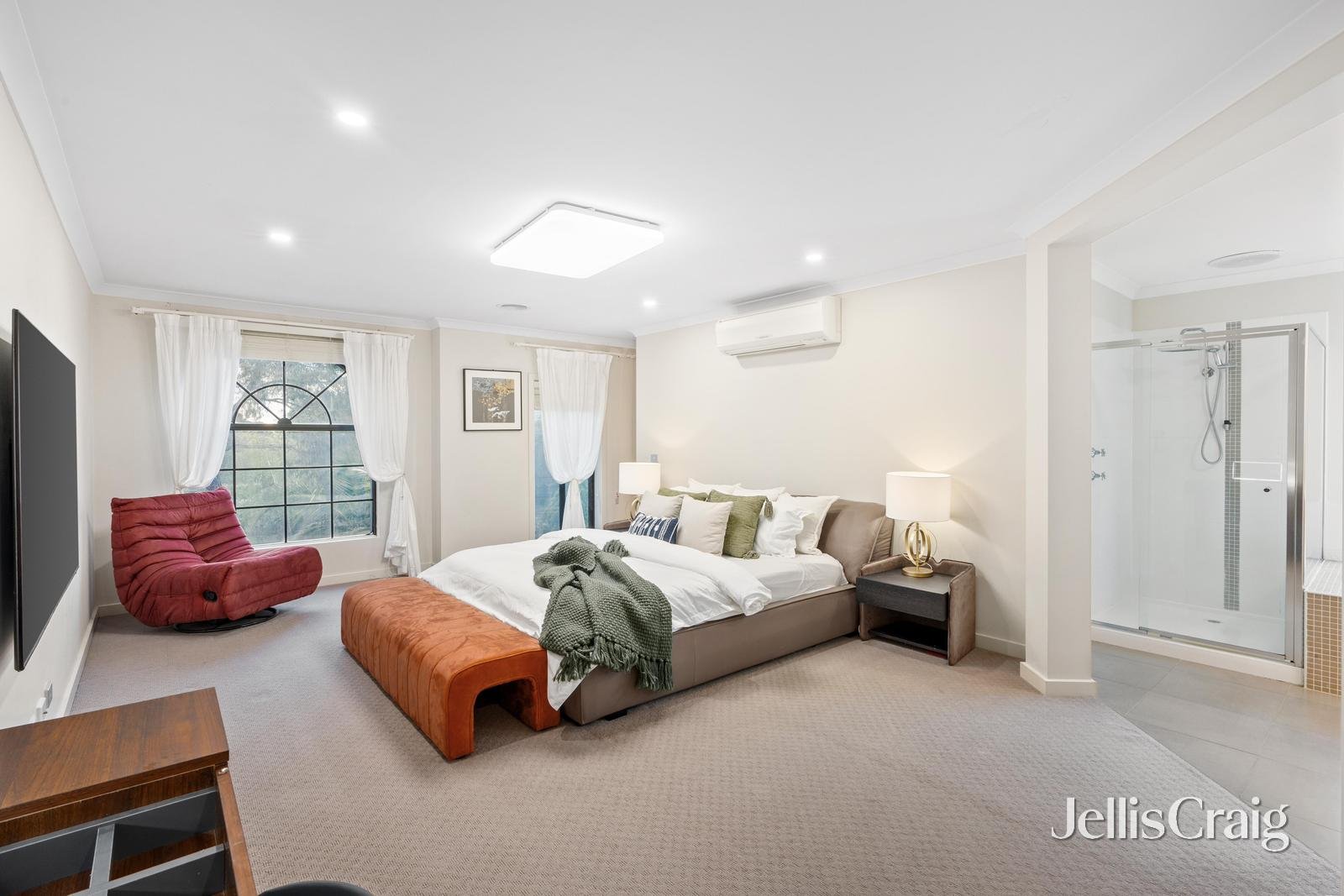 14 Silver Ash Avenue, Ashwood image 8