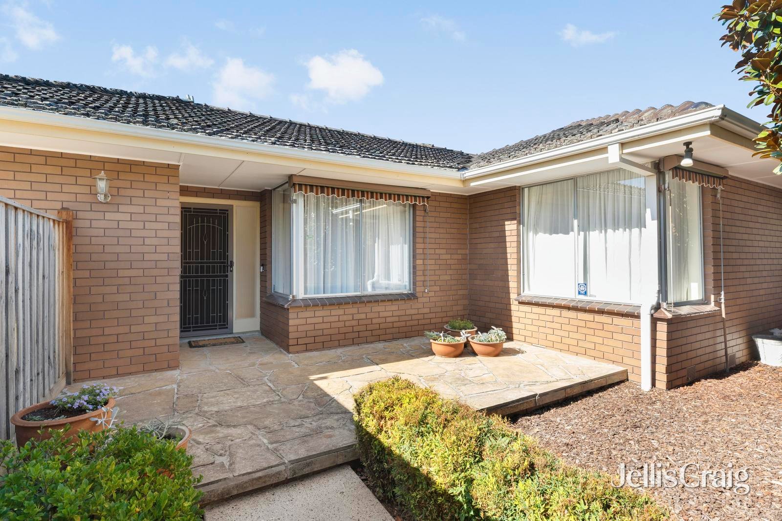 14 Sim Street, Mount&nbsp;Waverley image 2