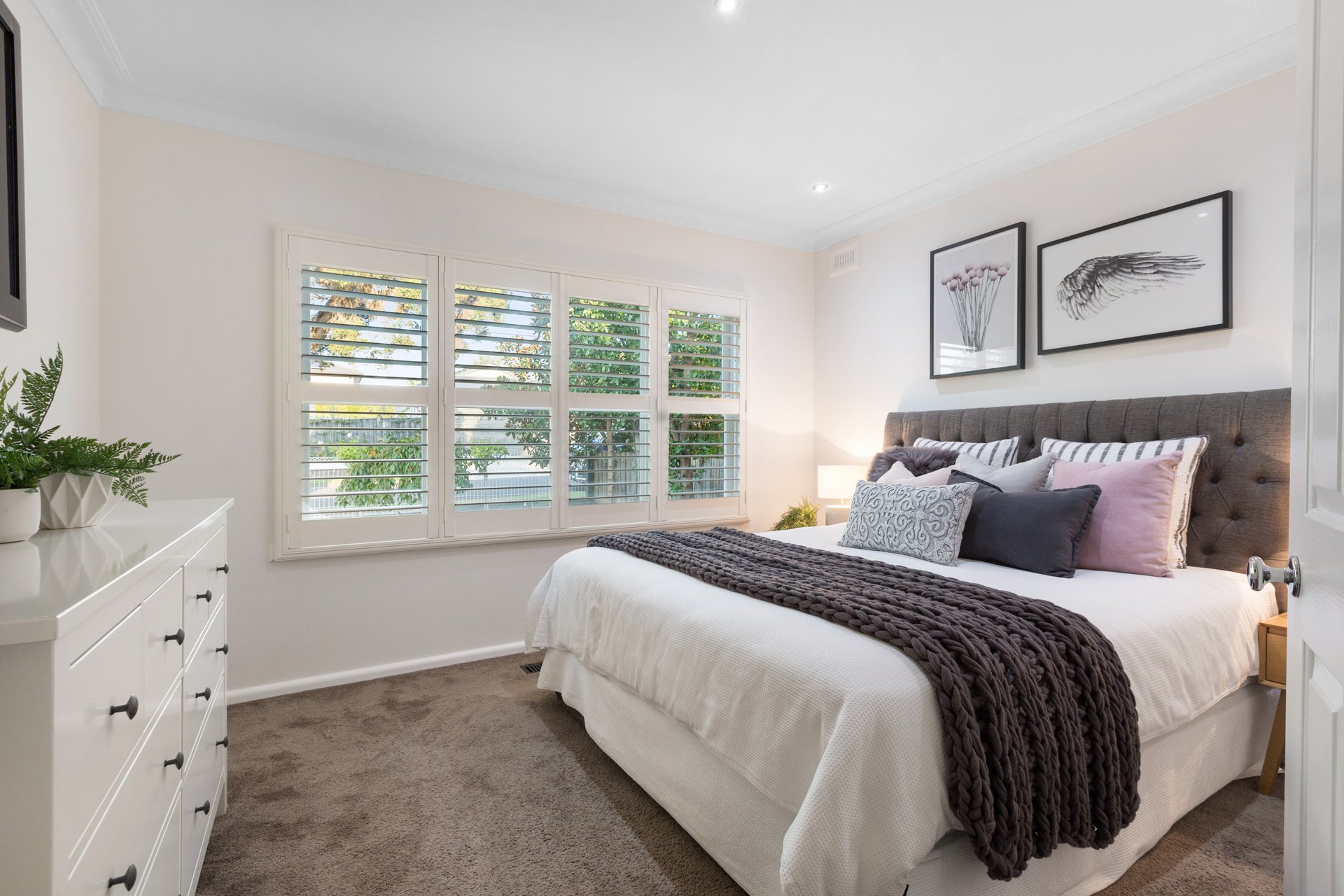 14 Simon Street, Blackburn North image 6