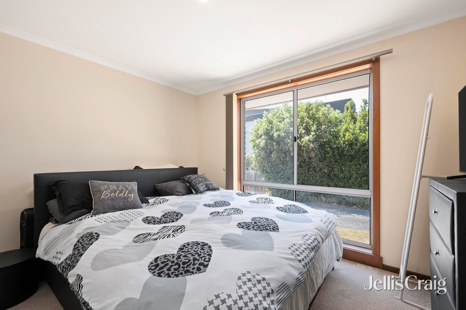 1/4 Slevin Street, Lilydale image 7