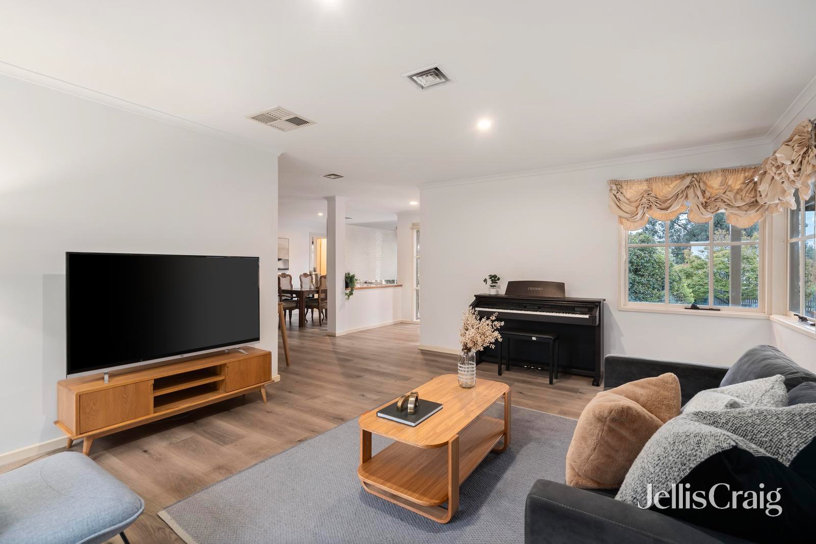 14 Smithfield Walk, Vermont image 3