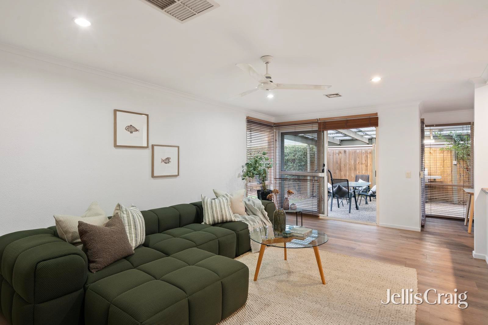 14 Smithfield Walk, Vermont image 5