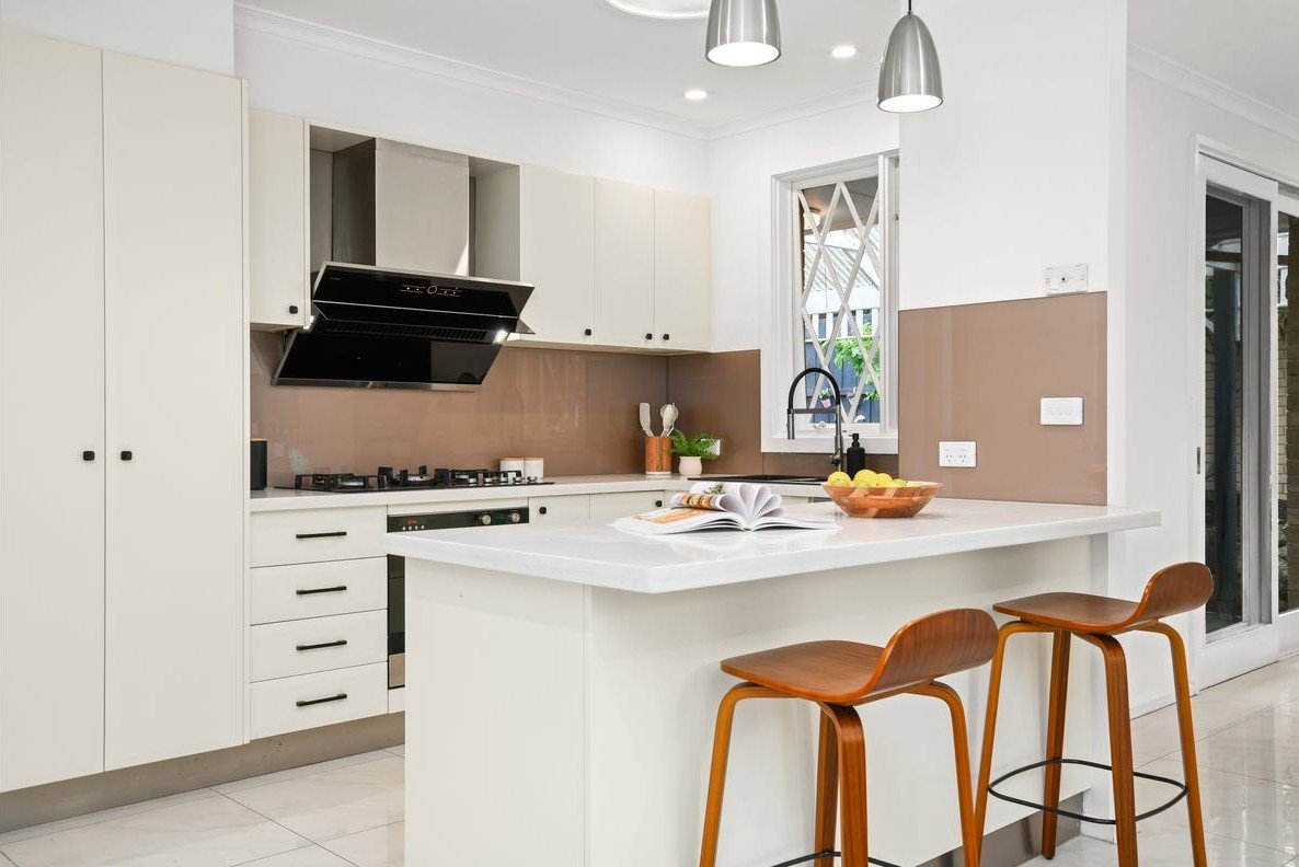 14 Snowden Drive, Glen&nbsp;Waverley image 6