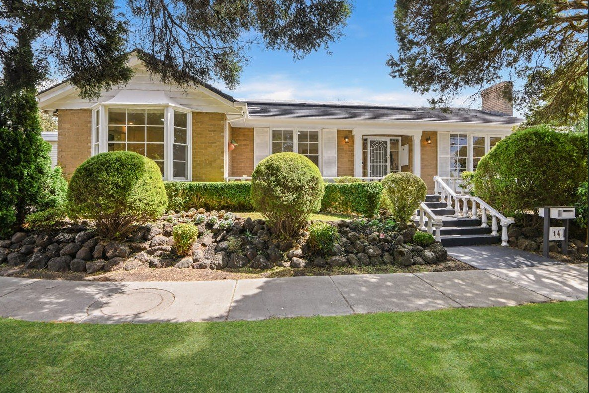 14 Snowden Drive, Glen&nbsp;Waverley image 1