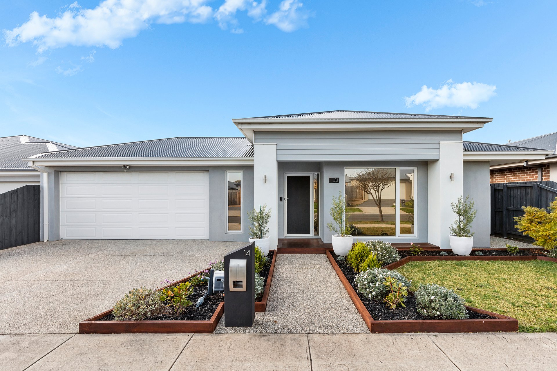 Property Gallery - Main Image