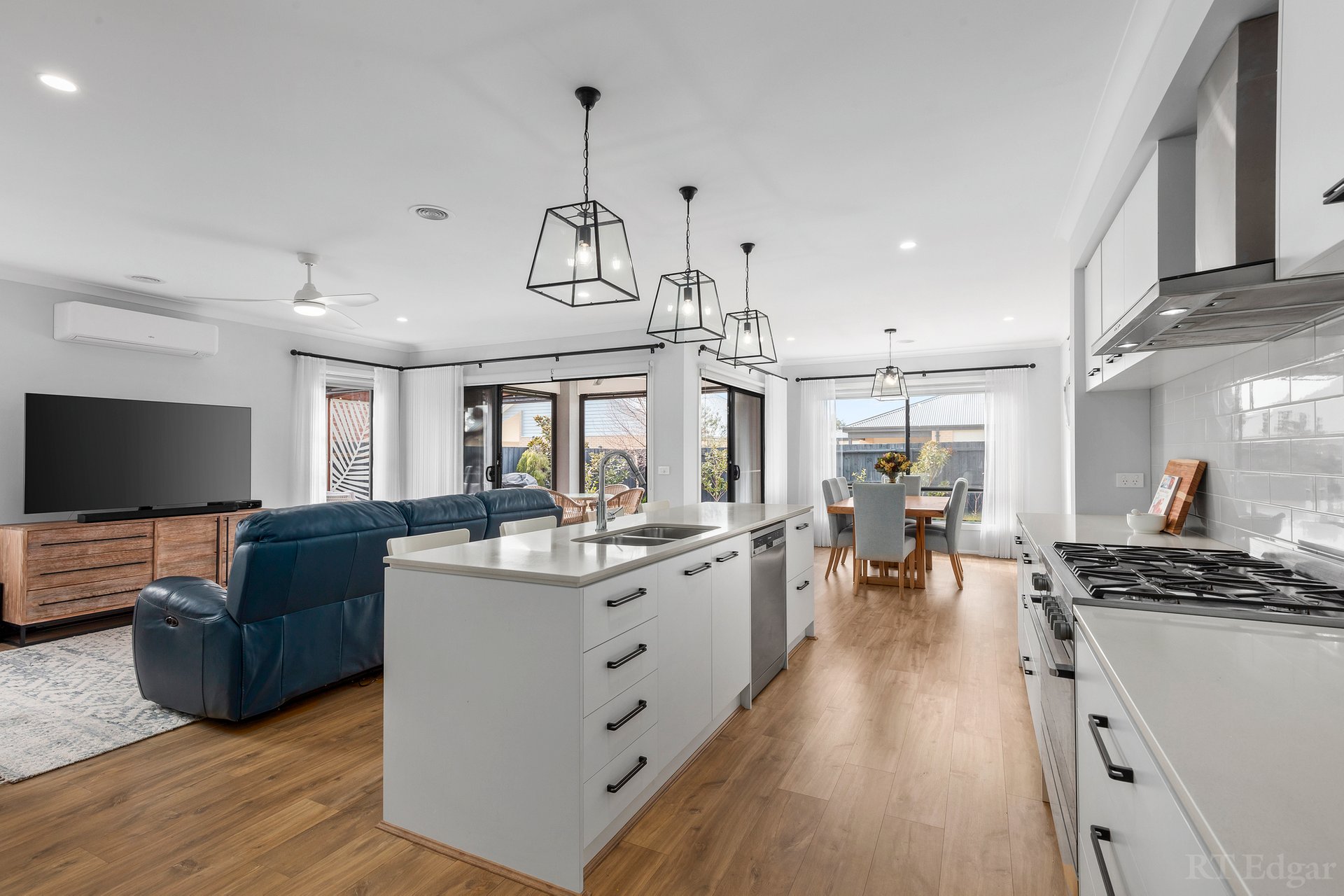 Property Gallery Thumbnail 3