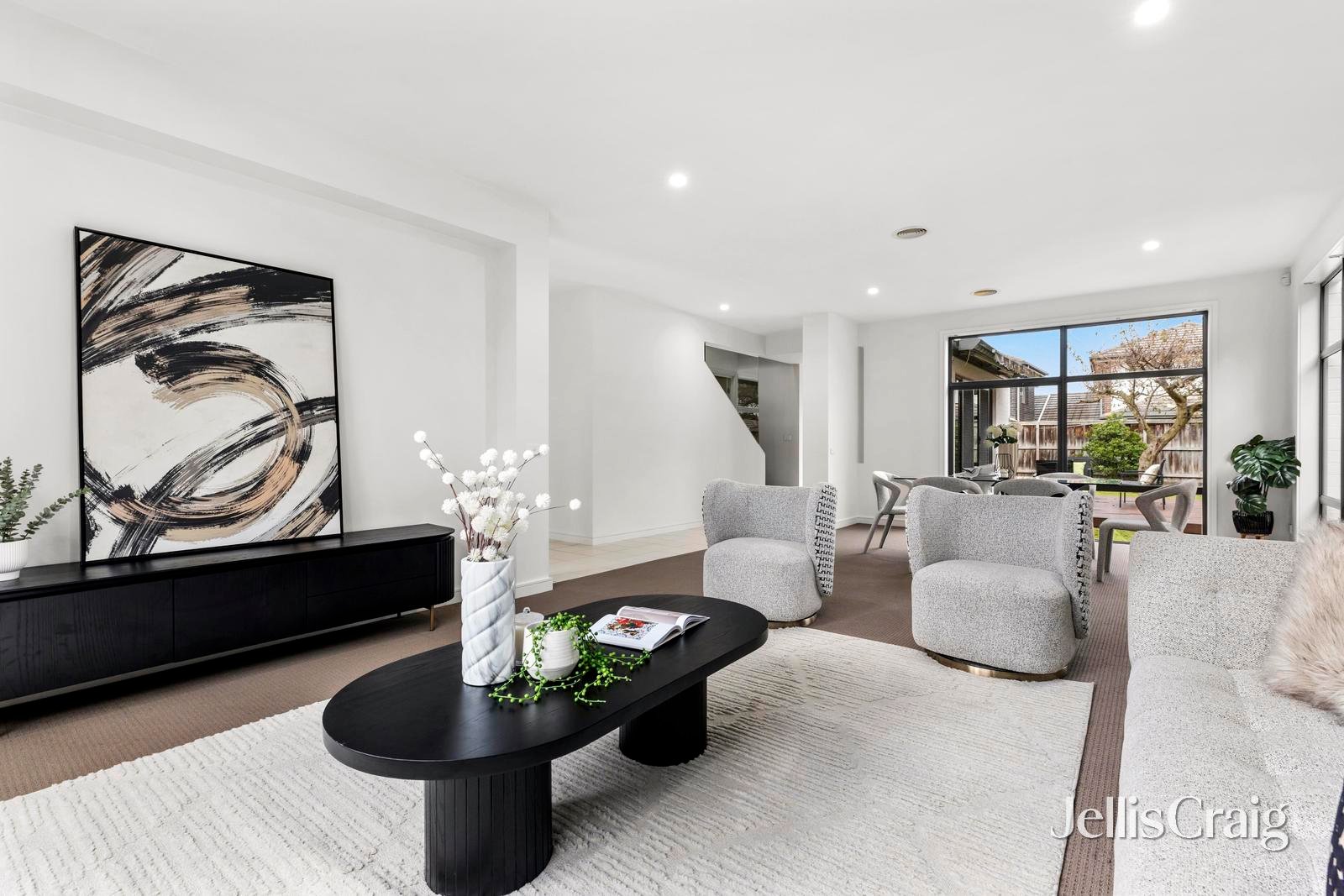 14 Stadium Circuit, Mulgrave image 2