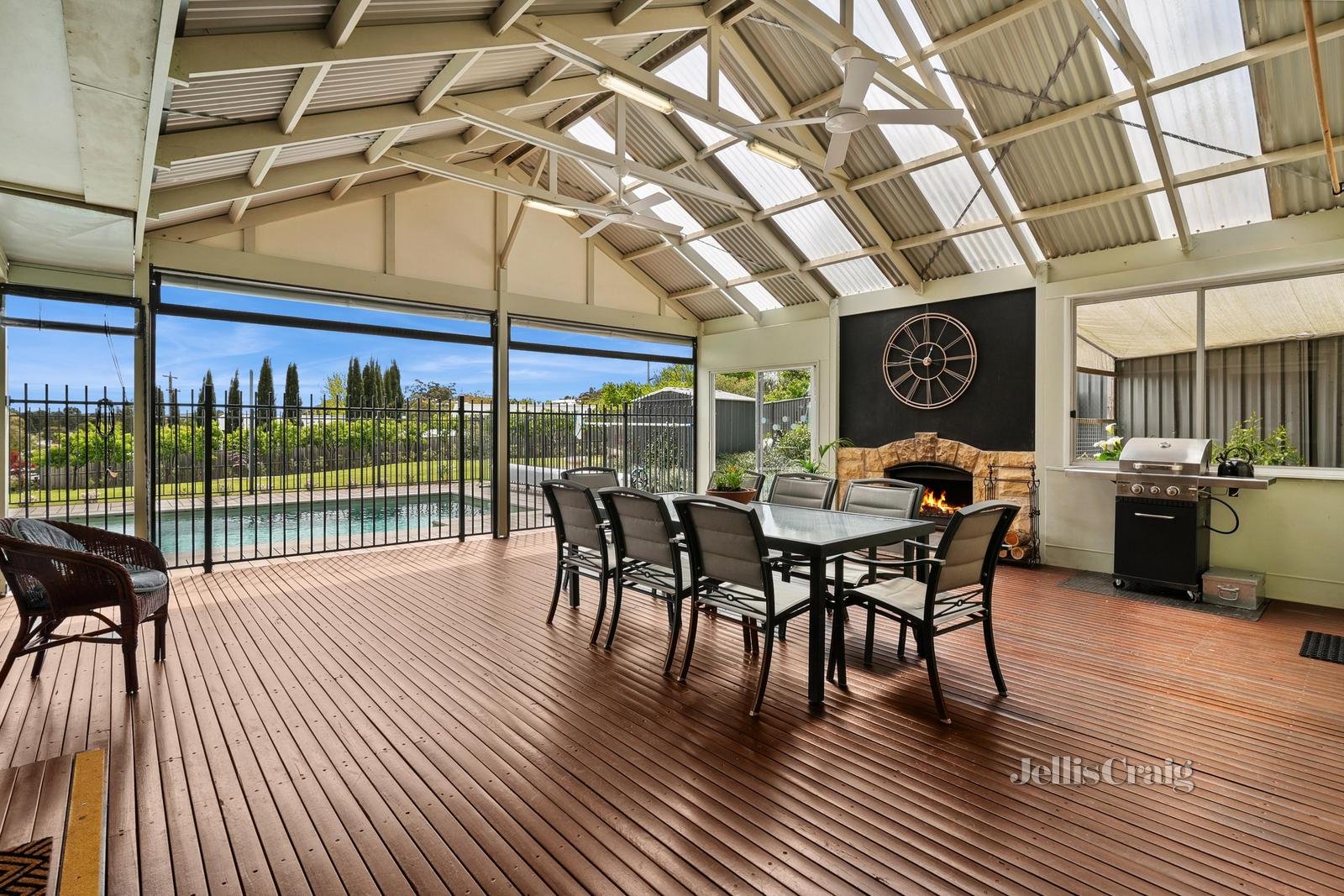 14 Stephen Street, Campbells Creek image 18