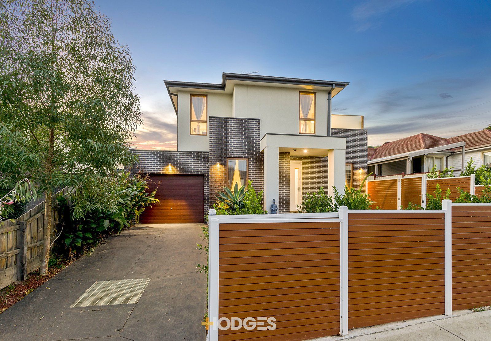 1/4 Stewart Street, Pascoe Vale image 2