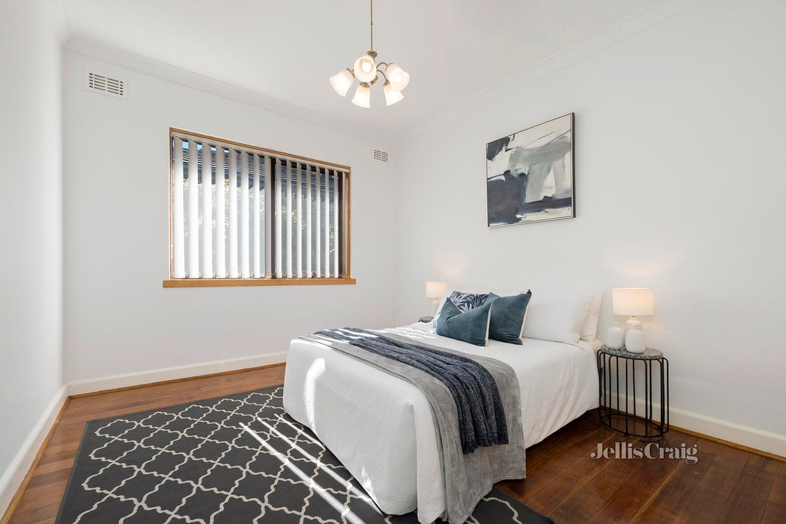 14 Stradbroke Avenue, Brighton East image 9