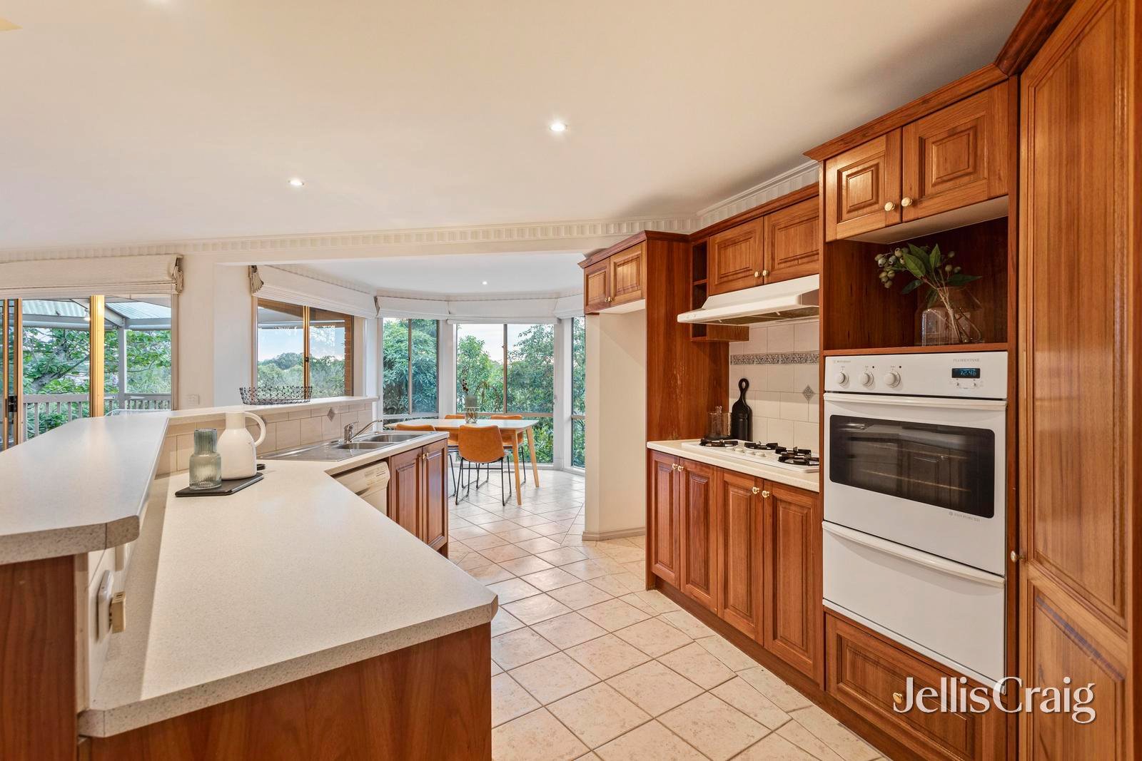 14 Stringy Bark Rise, Croydon North image 6