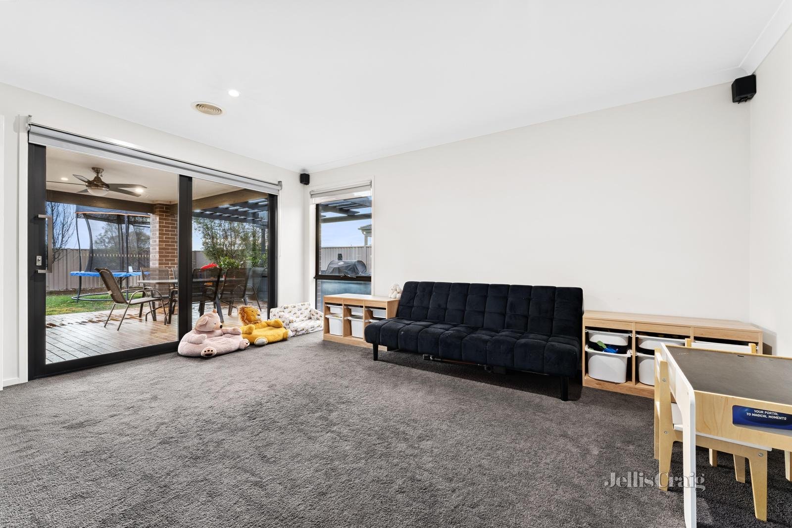 14 Swan Boulevard, Winter Valley image 6