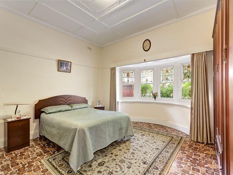 14 Swinburne Avenue, Hawthorn image 5