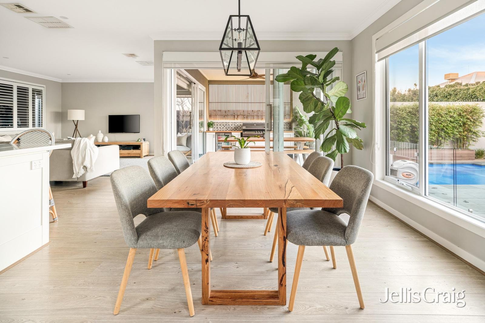 14 Third Avenue, Aspendale image 5