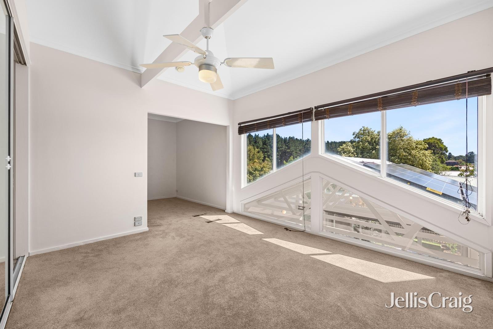 14 Tinworth Avenue, Canadian image 10