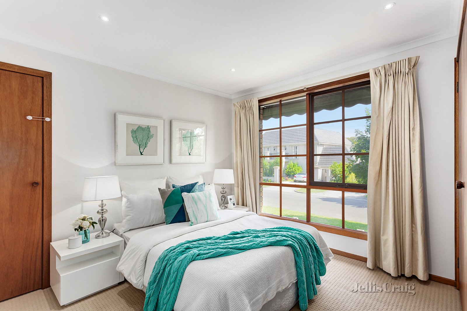 14 Tivey Parade, Balwyn image 7