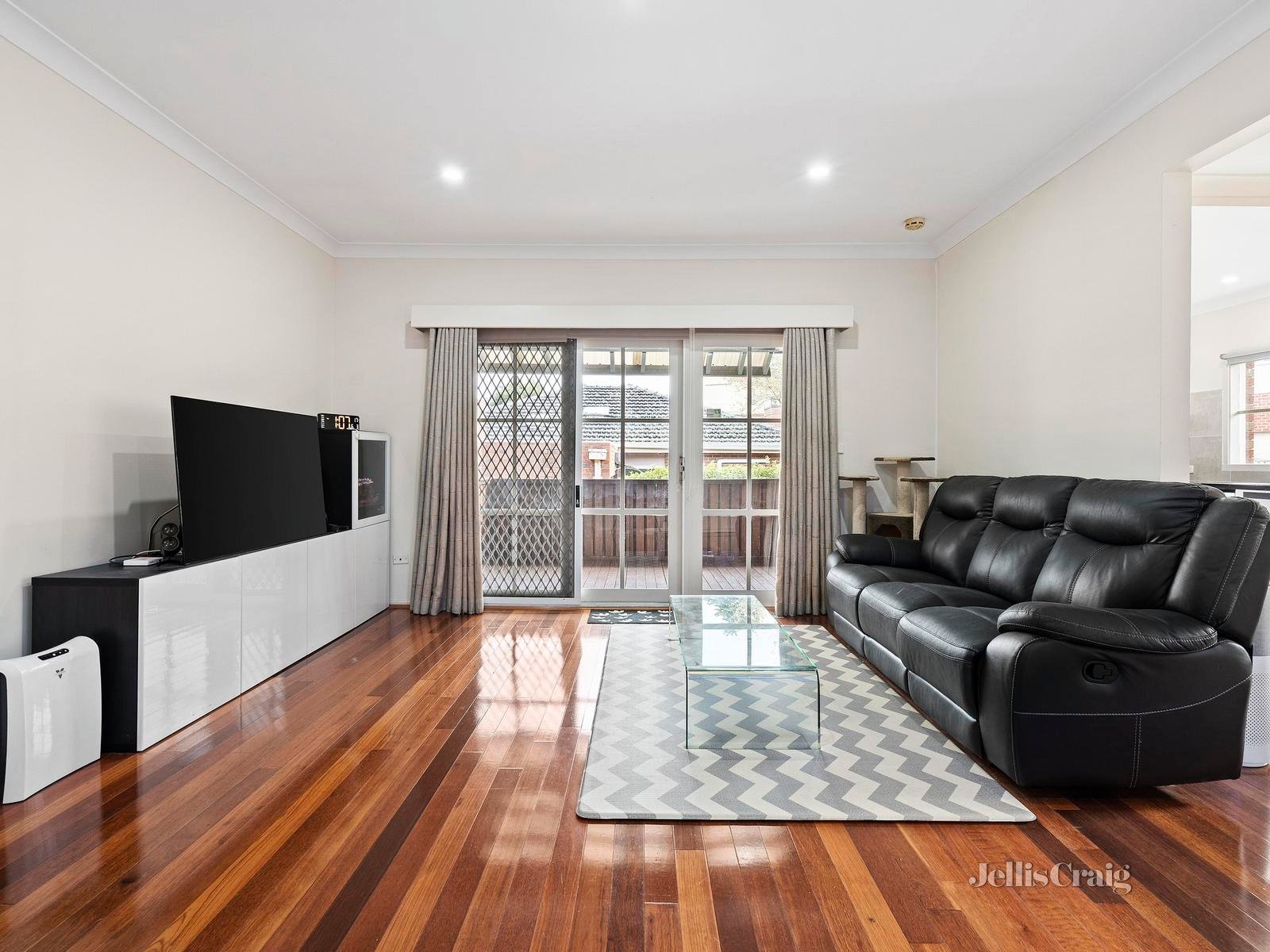 1/4 Tobruk Street, Bulleen image 2